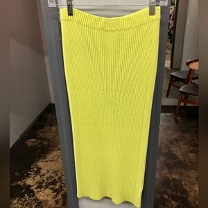 Chic Lime Ribbed Knit Pencil Skirt